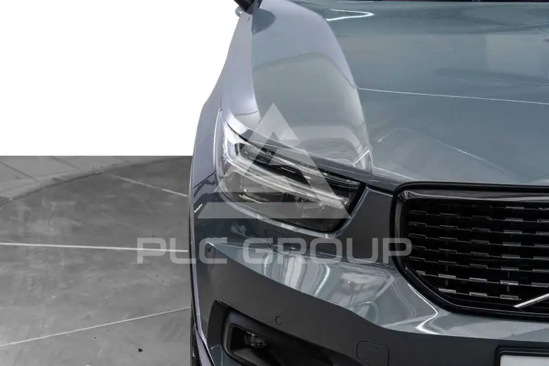 2022 Volvo XC40