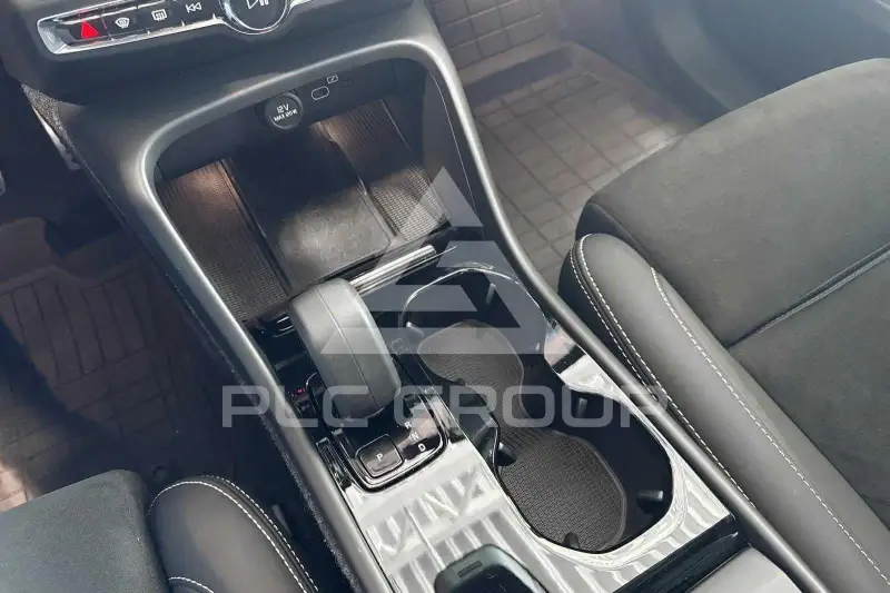 2022 Volvo XC40