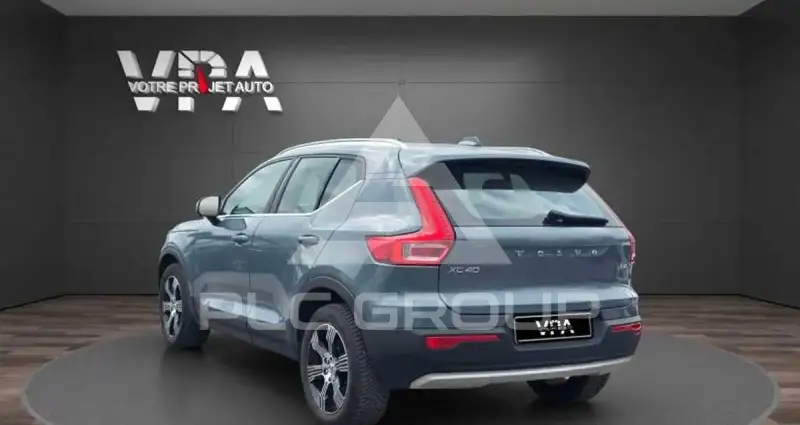 2022 Volvo XC40