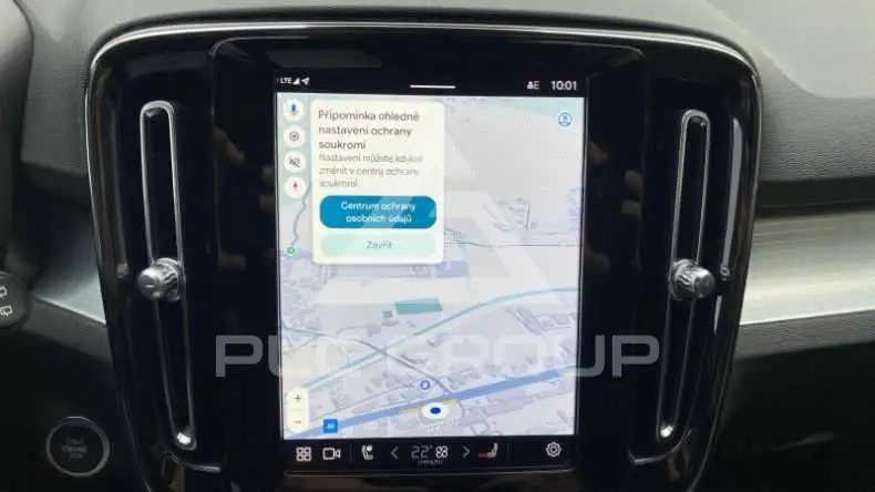 2022 Volvo XC40