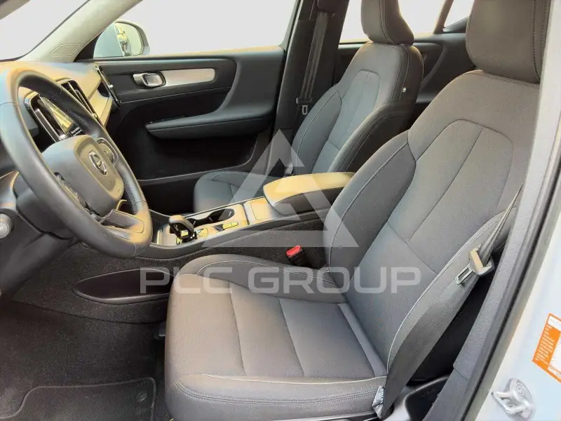 2022 Volvo XC40