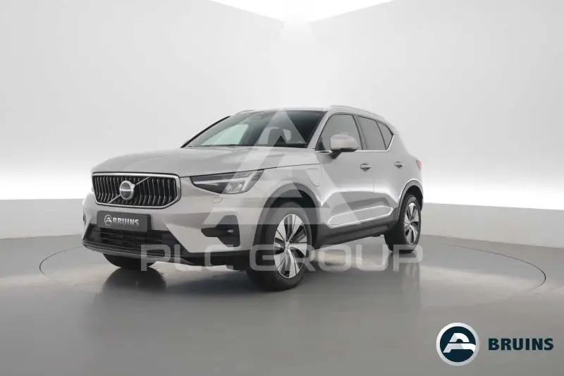 2022 Volvo XC40