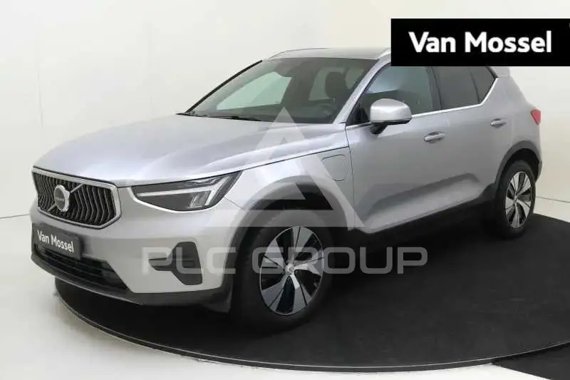 2022 Volvo XC40