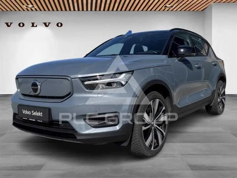 2022 Volvo XC40