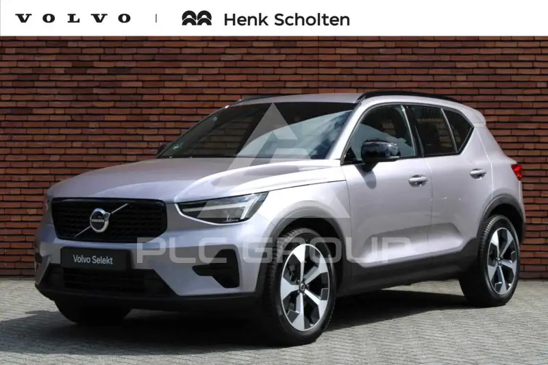 2022 Volvo XC40