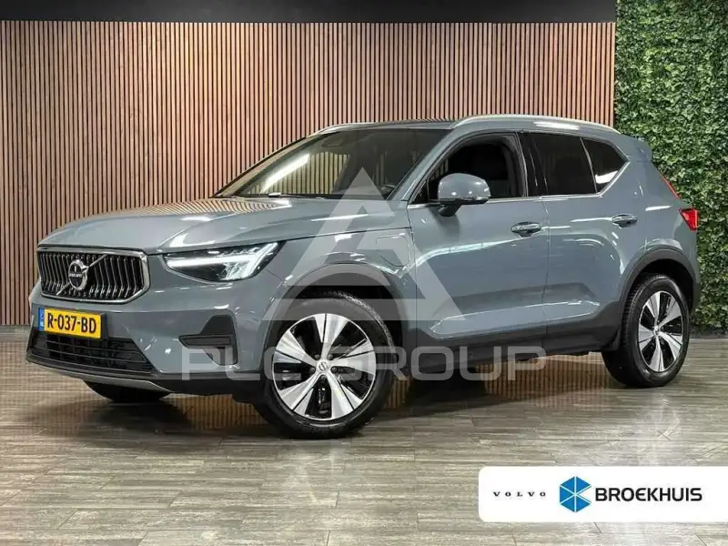2022 Volvo XC40