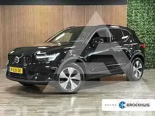 2022 Volvo XC40