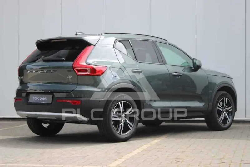 2022 Volvo XC40