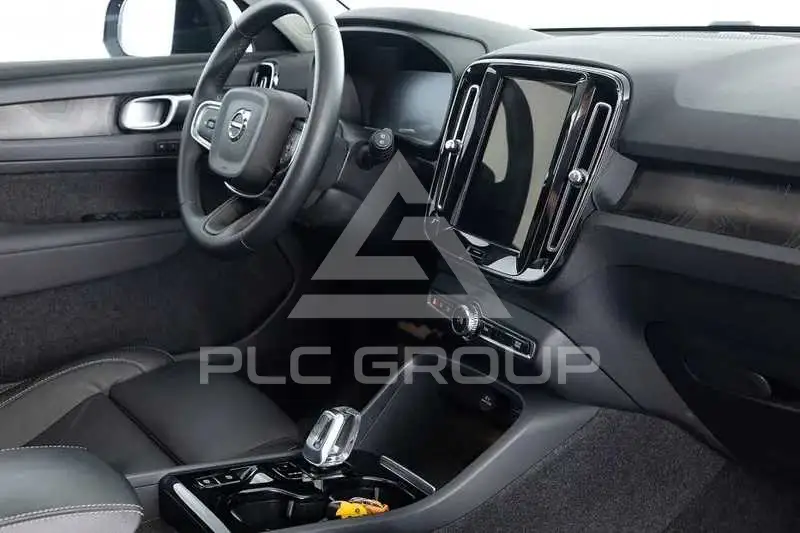 2022 Volvo XC40