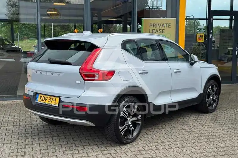 2022 Volvo XC40