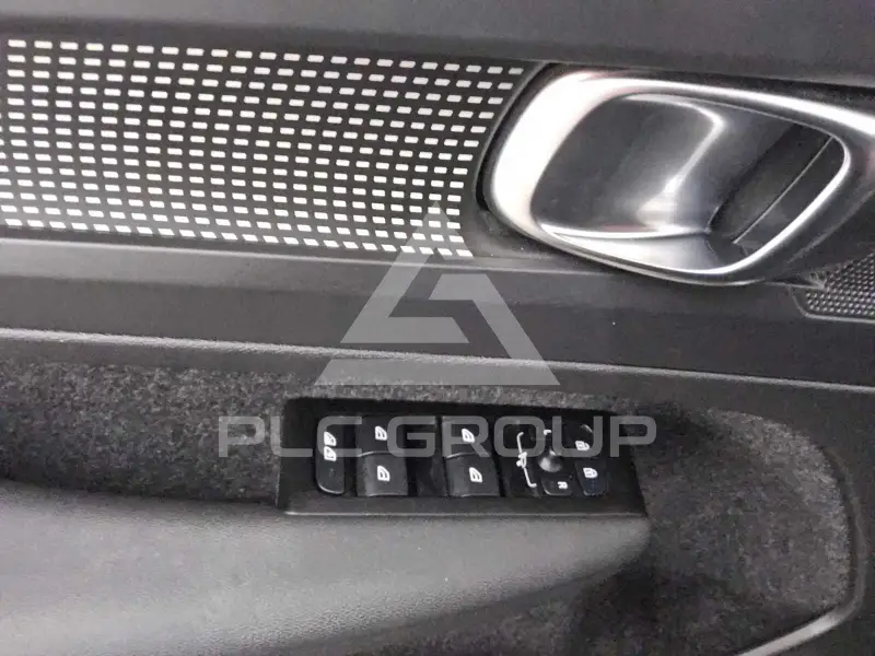 2022 Volvo XC40