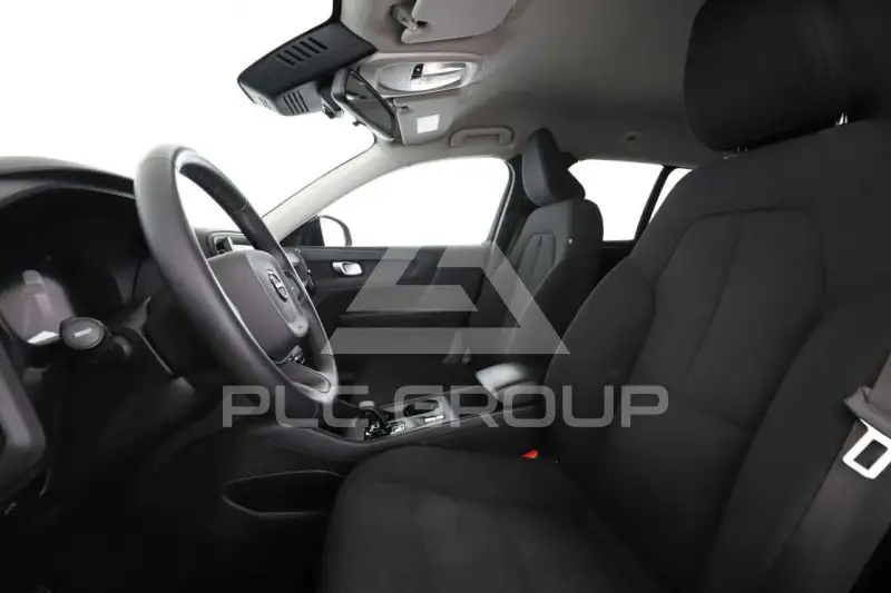 2022 Volvo XC40