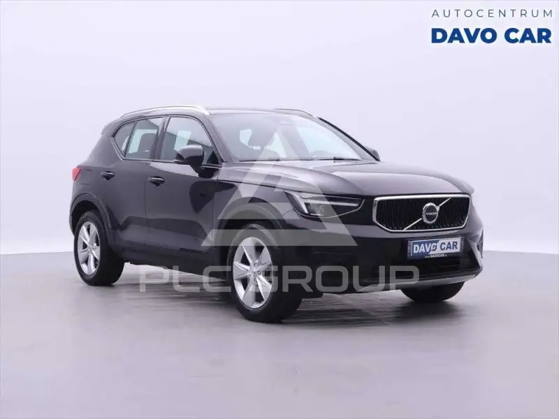 2022 Volvo XC40
