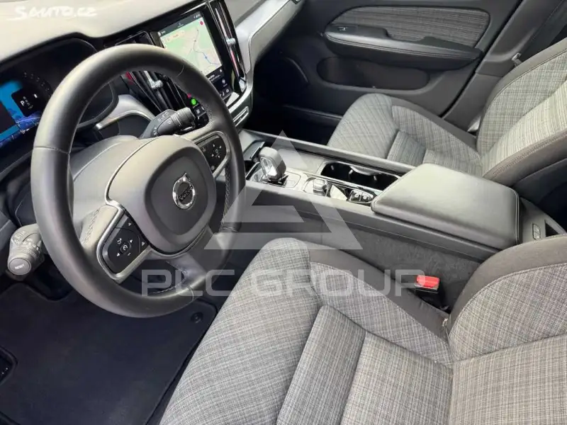 2022 Volvo V60