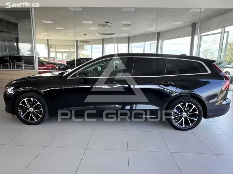 2022 Volvo V60