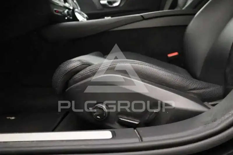 2022 Volvo V60