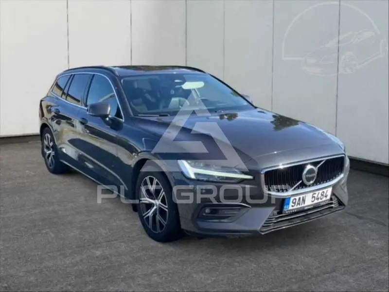 2022 Volvo V60