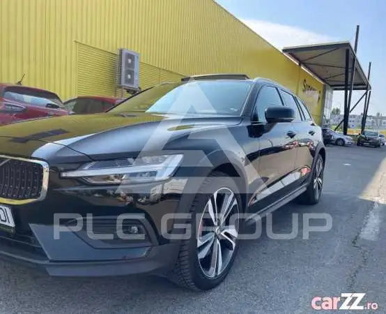 2022 Volvo V60
