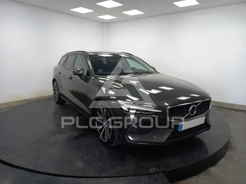 2022 Volvo V60