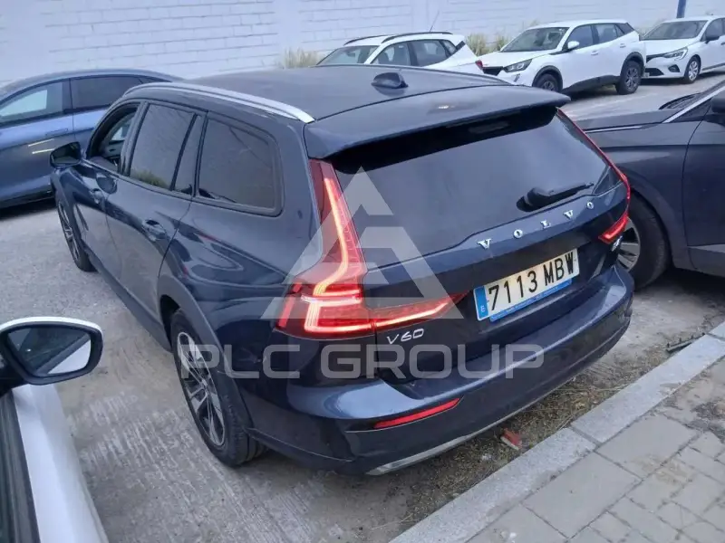 2022 Volvo V60