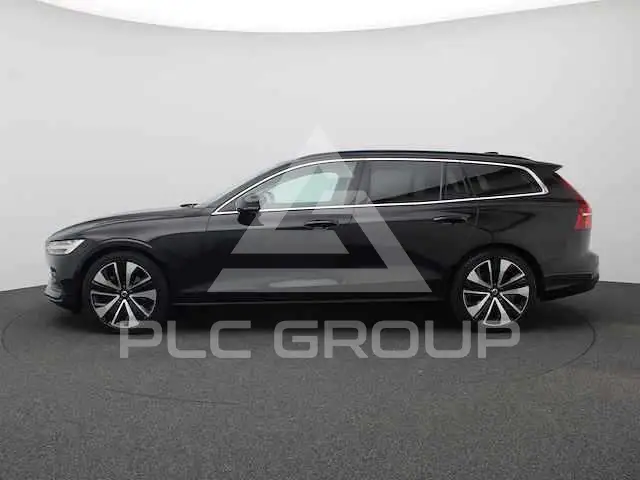 2022 Volvo V60