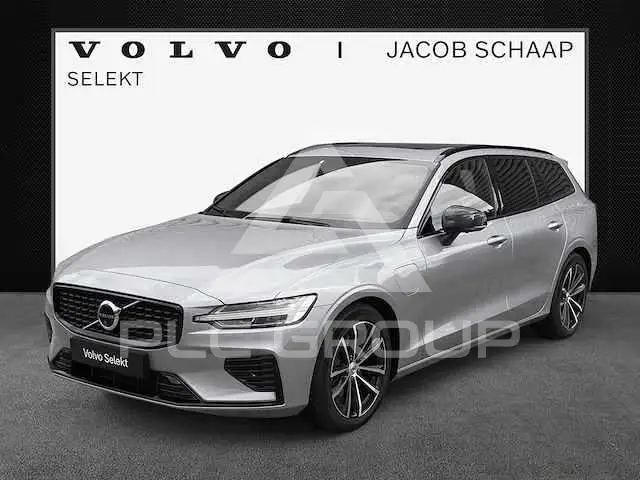 2022 Volvo V60