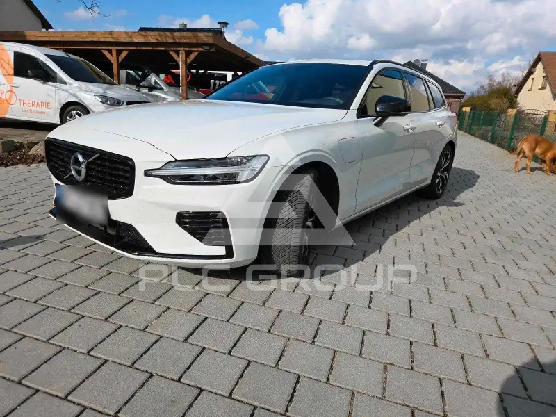 2022 Volvo V60