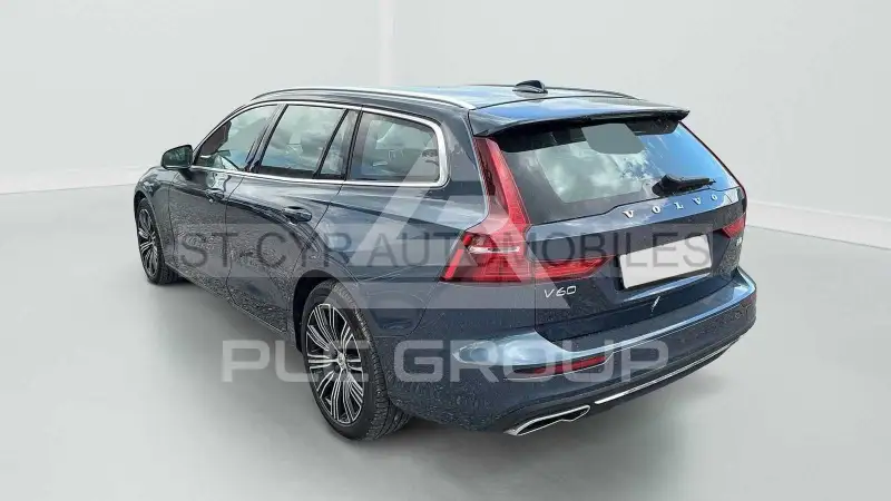 2022 Volvo V60
