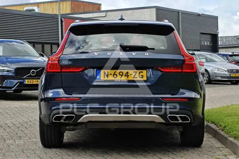 2022 Volvo V60