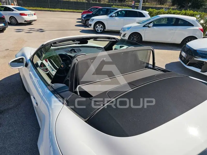 2022 Porsche 911
