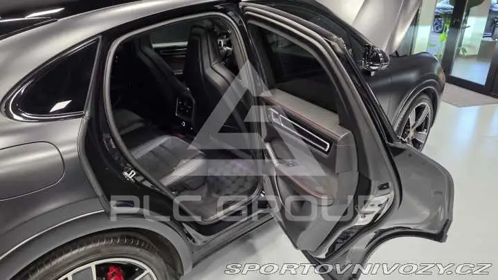 2022 Porsche Cayenne