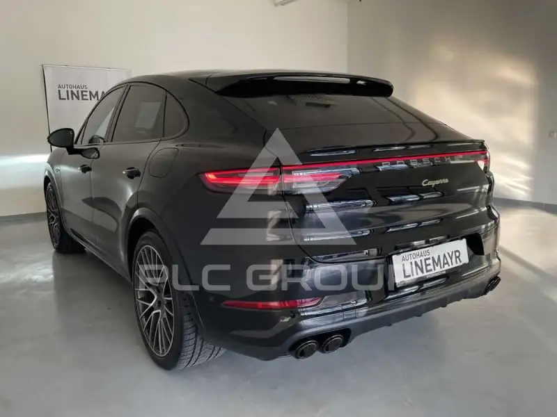 2022 Porsche Cayenne
