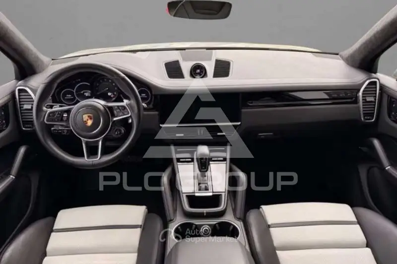 2022 Porsche Cayenne