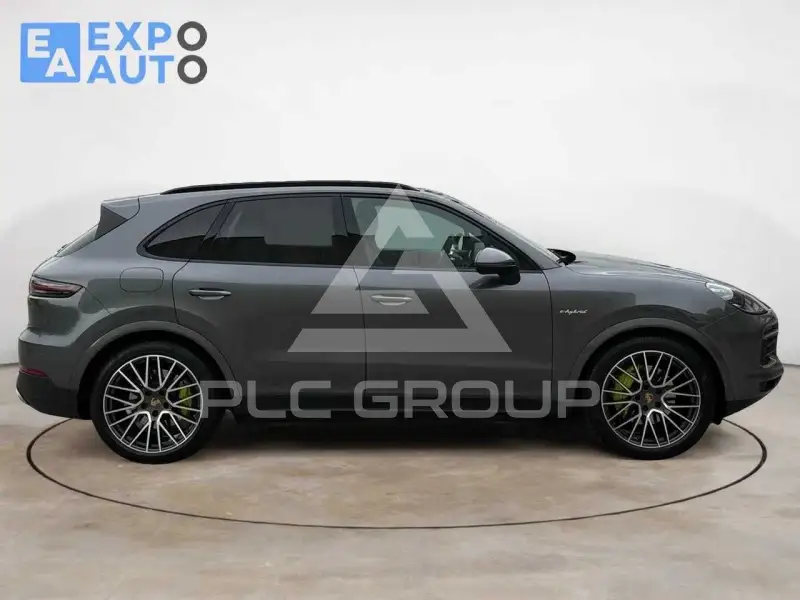 2022 Porsche Cayenne