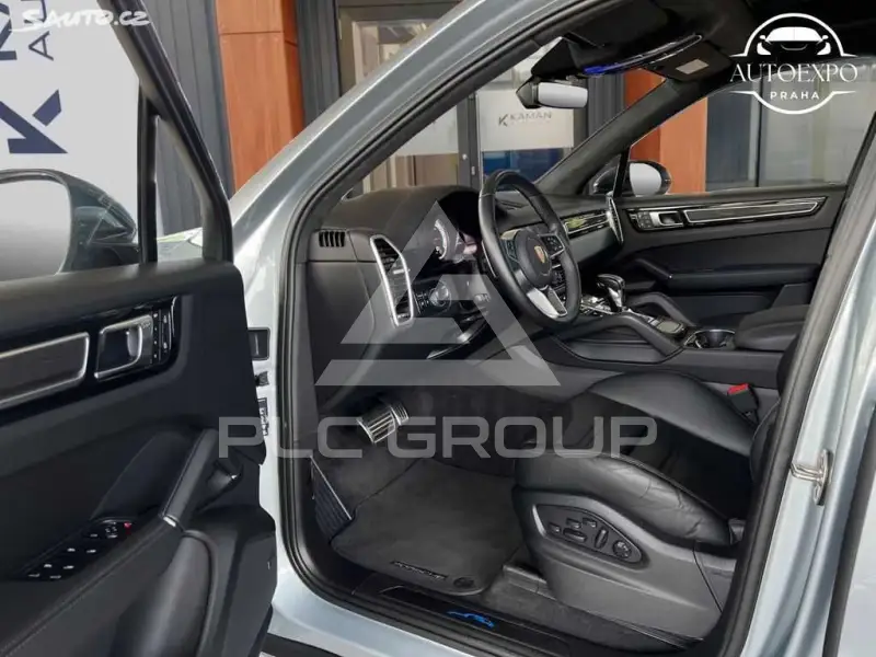 2022 Porsche Cayenne
