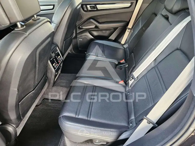 2022 Porsche Cayenne