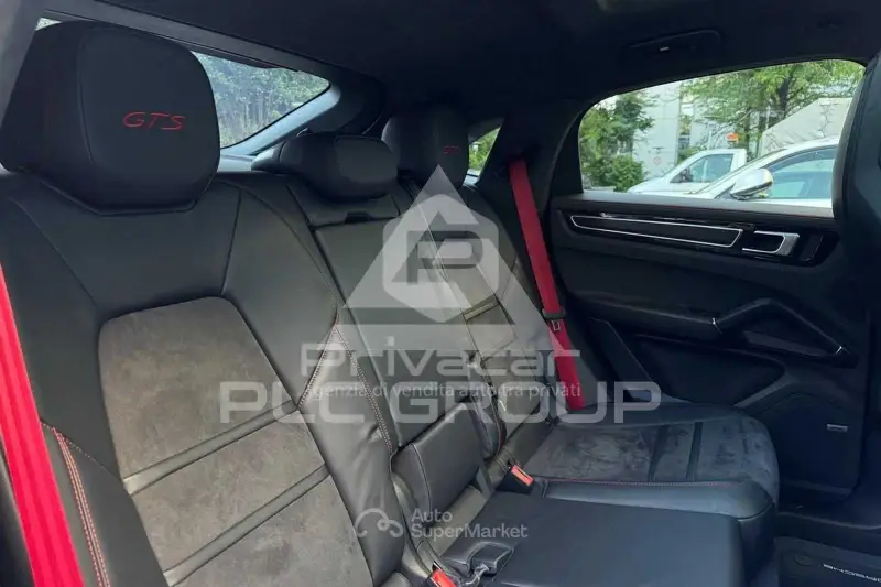 2022 Porsche Cayenne