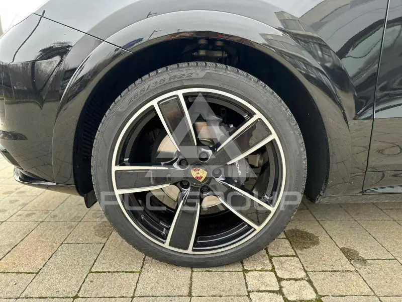 2022 Porsche Cayenne