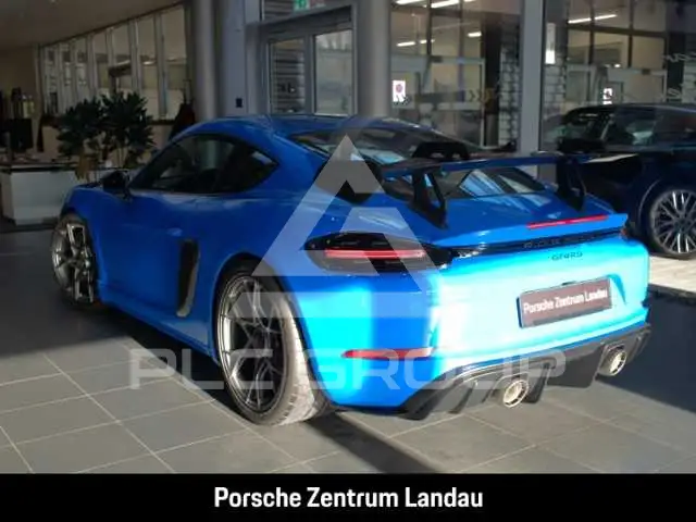 2022 Porsche Cayman