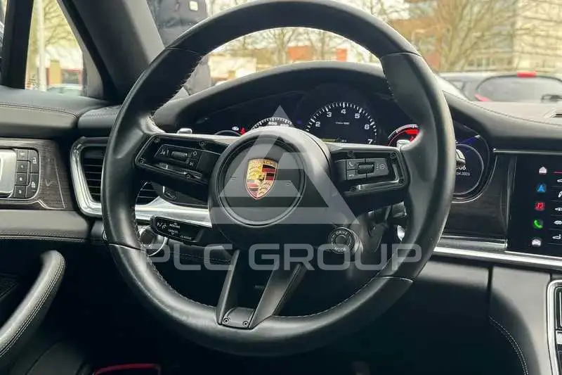 2022 Porsche Panamera