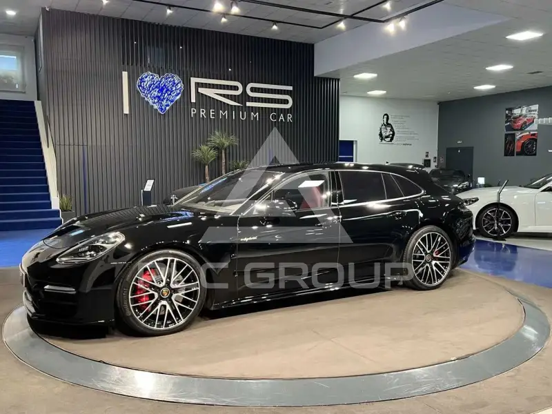 2022 Porsche Panamera
