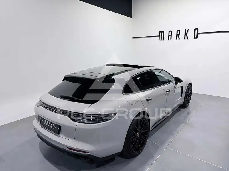 2022 Porsche Panamera