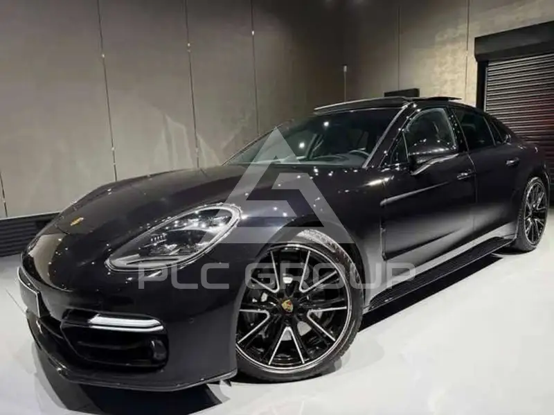 2022 Porsche Panamera