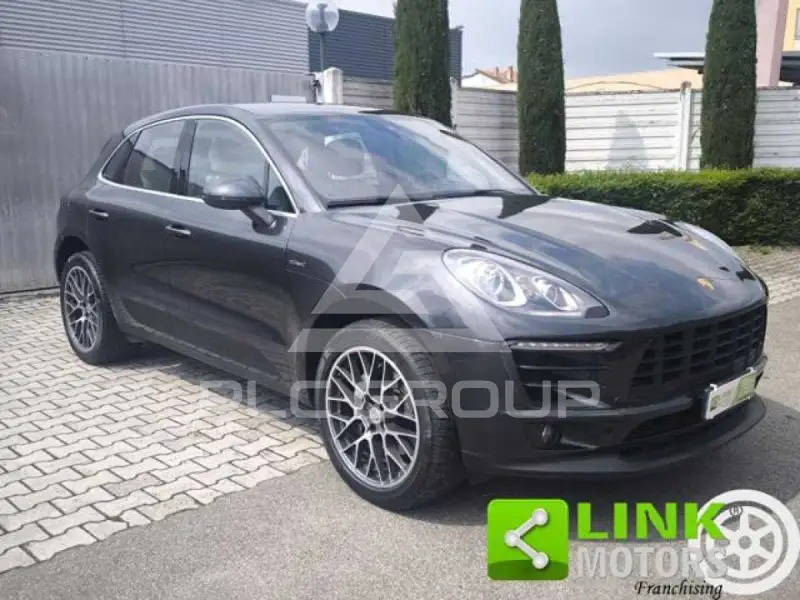 2022 Porsche MACAN