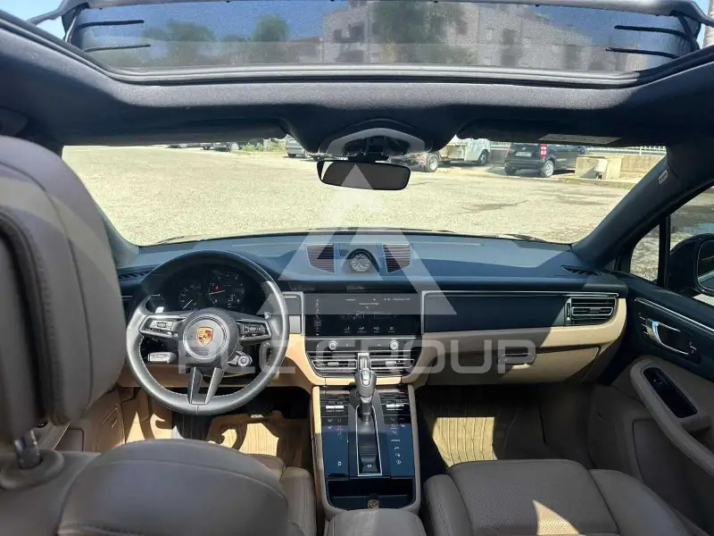 2022 Porsche MACAN