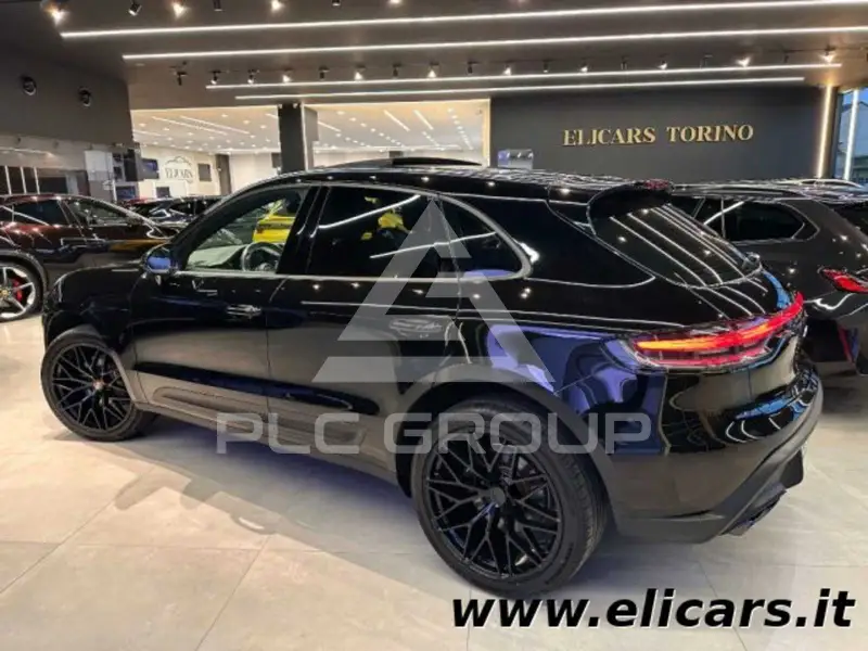 2022 Porsche MACAN