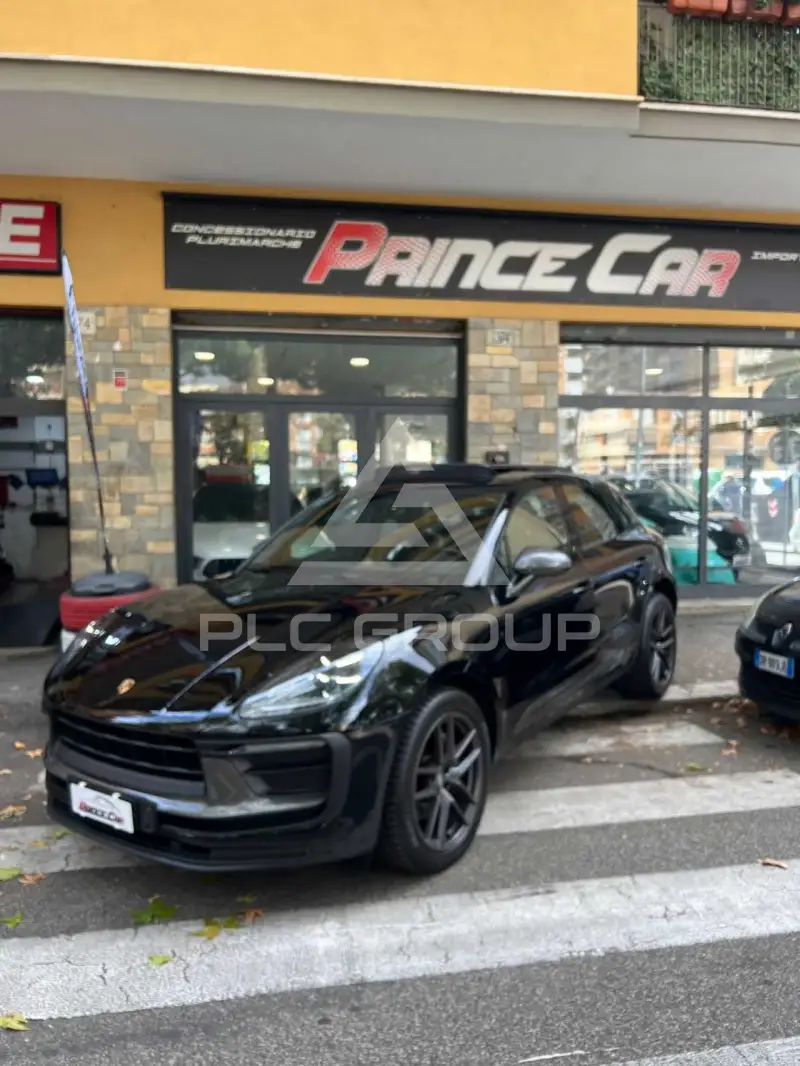 2022 Porsche MACAN