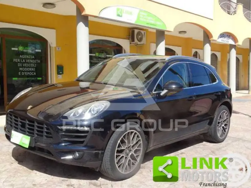 2022 Porsche MACAN