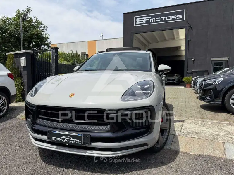 2022 Porsche MACAN