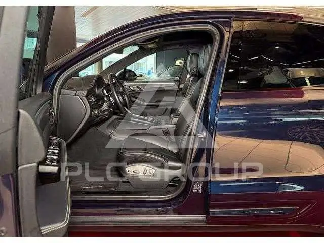 2022 Porsche MACAN